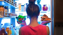 Tips Menyimpan dan Memanaskan Makanan Saat Lebaran Agar Nutrisinya Tak Hilang