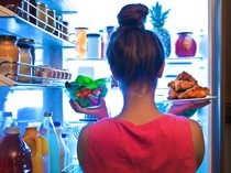 Tips Menyimpan dan Memanaskan Makanan Saat Lebaran Agar Nutrisinya Tak Hilang
