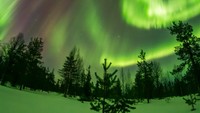 Di belahan bumi utara, aurora dikenal sebagai aurora borealis, atau cahaya utara, dengan Maret umumnya dianggap sebagai salah satu bulan terbaik untuk melihatnya.  