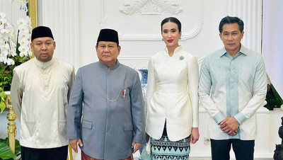 Gaya Menteri Pariwisata Lebaran di Istana, Pancarkan Aura Old Money