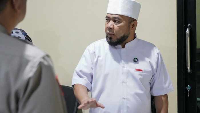 Gubernur Bengkulu Helmi Hasan.