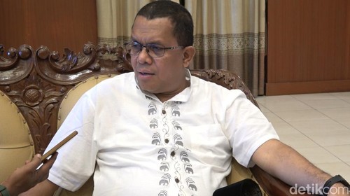 Gubernur NTT, Emanuel Melkiades Laka Lena. (Foto: Simon Selly/detikBali)