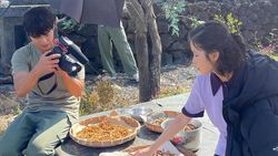 Foto-foto BTS When Life Gives You Tangerines Foto-foto BTS When Life Gives You Tangerines