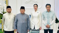 Menpar Widiyanti Putri Wardhana melalui akun Instagram membagikan aktivitas sedang bersilaturahmi dengan Presiden Prabowo dan keluarga di Istana Negara, Jakarta, Senin (31/3/2025). (Instagram @widhi.wardhana)