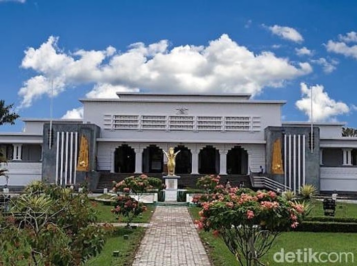 Museum Mulawarman.