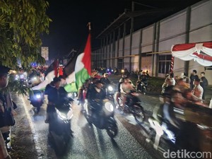 Anak-anak Bawa 3 Bendera HTI Saat Pawai Takbiran di Sorong, Polisi Amankan