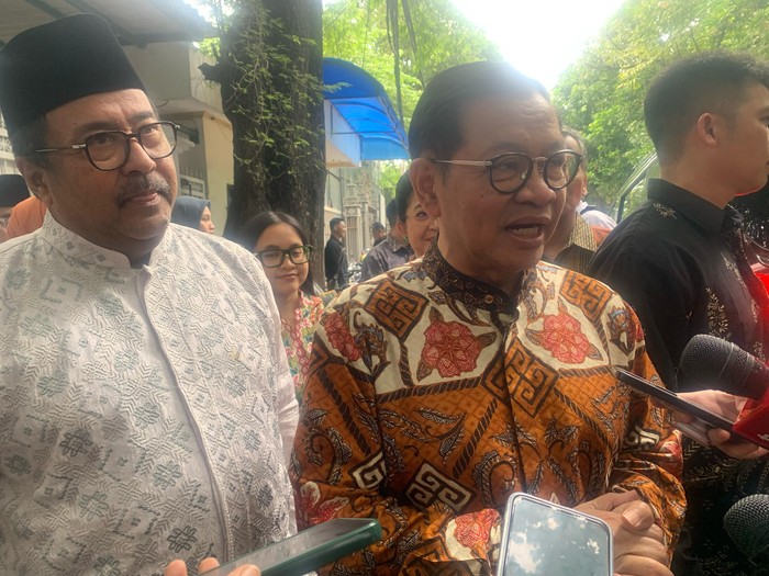 Pramono Anung dan Rano Karno halalbihalal di kediaman Megawati, Teuku Umar, Jakarta Pusat, Senin (31/3/2025).