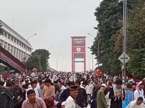 Jembatan Ampera Ditutup untuk Salat Id, Ini Lokasi Kantong Parkirnya