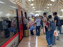 Penumpang Whoosh Rute Pendek Melonjak di Libur Lebaran, Harga Tiket Rp 75.000