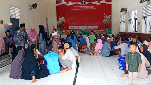 Suasana kunjungan keluarga di Aula Lapas Selong Lombok Timur NTB, Senin (31/3/2025).