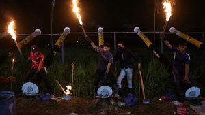 Tradisi Tembak Meriam Malaysia Meriahkan Perayaan Idul Fitri