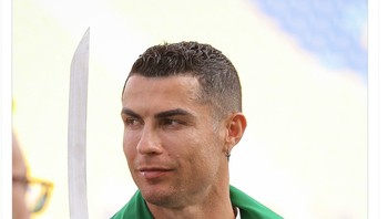 Semoga semua orang yang merayakan Idul Fitri mendapatkan berkah! Semoga momen spesial ini membawa kegembiraan, kedamaian, dan kebahagiaan bagi Anda dan orang-orang yang Anda kasihi, tulis Cristiano Ronaldo. Foto: X.com