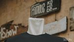 Di Sini Sarang Kaos Labuan Bajo yang Penuh Cerita Unik