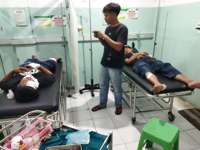 Kondisi 2 korban kecelakaan yang terjadi diduga akibat klitih di Bantul, Senin (31/3/2025).