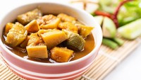 Terakhir ada kari asam ikan atau Kaeng Tai Pla dari Thailand. Meski terlihat enak tapi aromanya cukup amis sehingga banyak yang tak suka. Foto: TasteAtlas/Shutterstock/Site Culinary