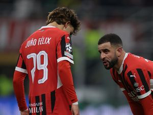 Kyle Walker Semprot Joao Felix, Sebut-sebut Messi