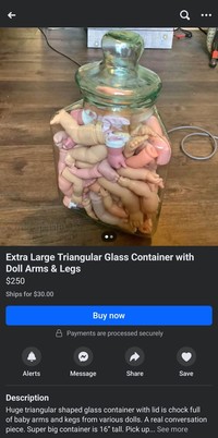 Barang nyeleneh yang dijual di Facebook Marketplace