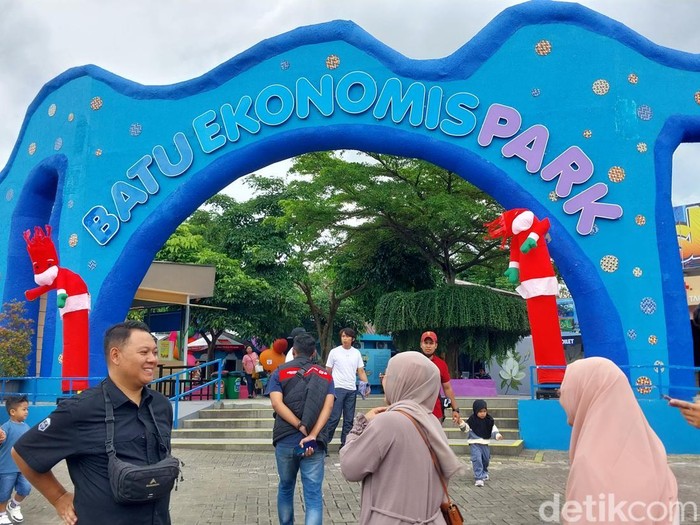 Batu Ekonomis Park Kota Batu