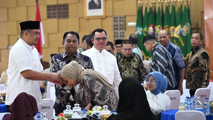 Gubsu Bobby Nasution halalbihalal dengan sejumlah kepala daerah di Sumut
