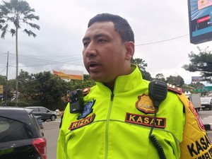 60 Ribu Kendaraan Melintas di Puncak Bogor hingga Siang Ini