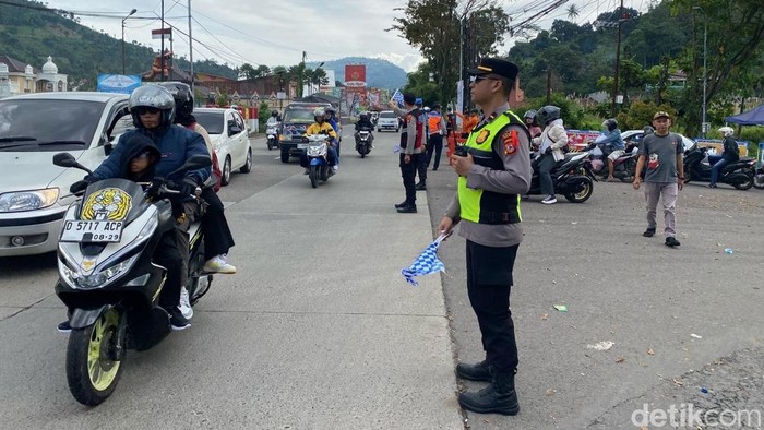 Kepadatan di jalur Kadungora Garut