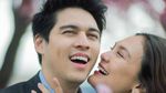 Momen Maxime Bouttier Berlutut Beri Cincin ke Luna Maya