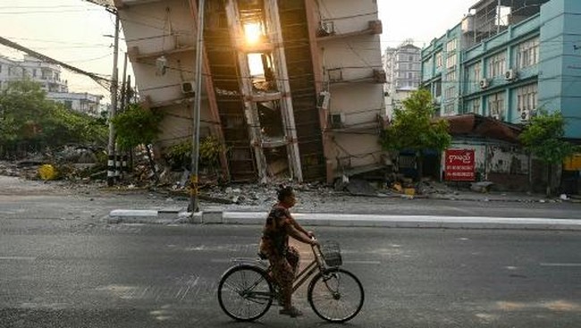 Kondisi Nelangsa di Myanmar Kala Jumlah Korban Gempa Terus Bertambah