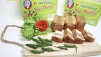 Tahu bakso menjadi andalan oleh-oleh Semarang. Merek Ibu Pudji yang paling laris karena kualitasnya telah teruji. Tersedia kemasan vakum yang bisa tahan 3-10 hari. Foto: Google Review/Instagram