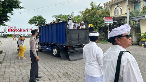 Pengamanan di Pantai Matahari Terbit, Sanur, Selasa (1/4/2025).