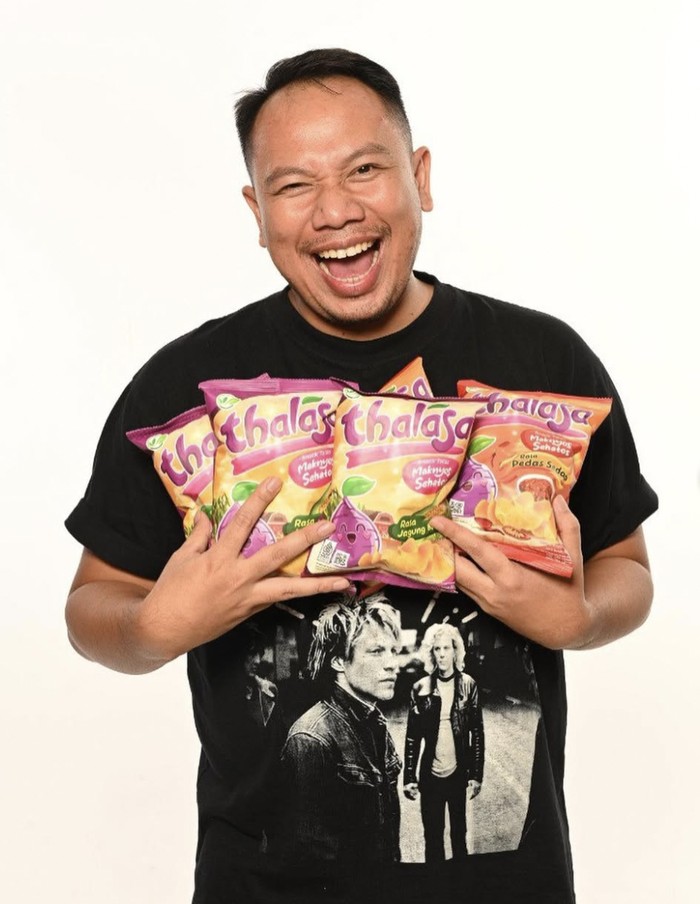 Vicky Prasetyo Sibuk Promosi Kopi Sang Gladiator hingga Keripik Talas