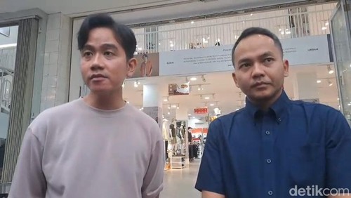 Wapres Gibran Rakabuming Raka dan Wali Kota Solo Respati Ardi saat ditemui di Kota Solo, Selasa (1/4/2025).