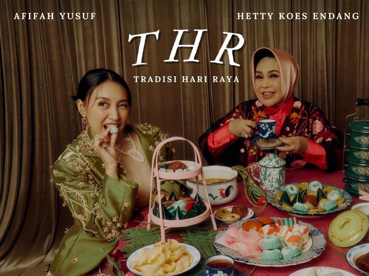 Afifah Yusuf Kulineran Bareng Suami dan Hetty Koes Endang