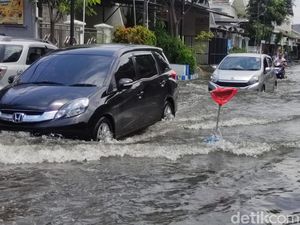 Banjir Terjang 10 Desa di Sidoarjo Dampak Hujan Deras Disertai Angin Kencang