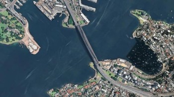 Ini kota apa ya? Harusnya nggak sulit. Foto: Google Earth via Bored Panda