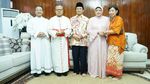 Potret Pelukan Sahabat Kardinal Suharyo dan Menag Nasaruddin Saat Lebaran