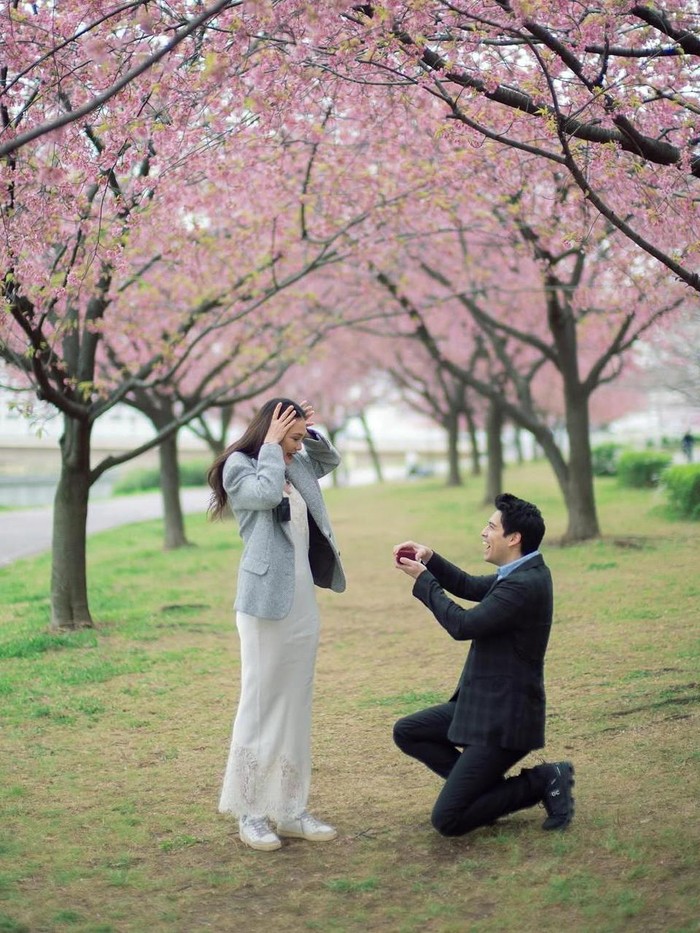 Luna Maya dilama di Jepang Luna Maya dilama di Jepang