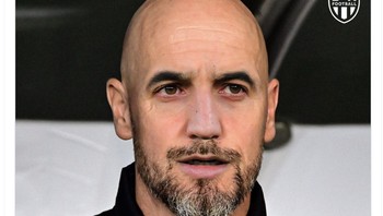 Manchester United boleh saja gonta ganti pelatih tapi tetap saja sering kalah. Foto: X.com