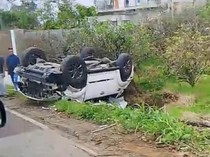 Mobil Bawa Wisatawan Terbalik di Kawasan Bromo Alami Rem Blong