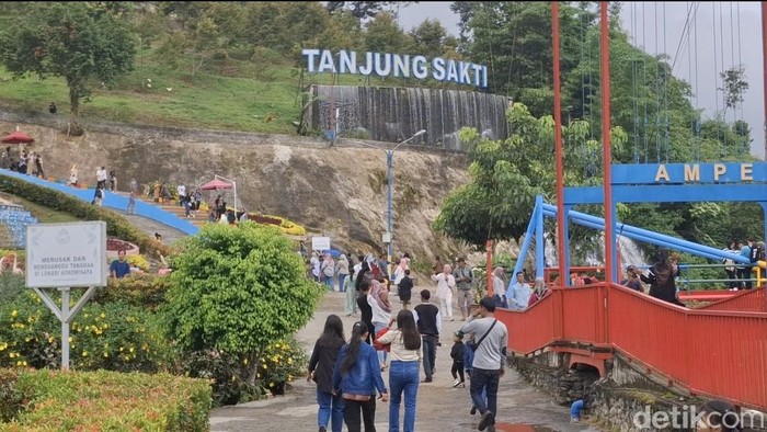 Momen puluhan ribu wisatawan berkunjung ke Agrowisata Tanjung Sakti
