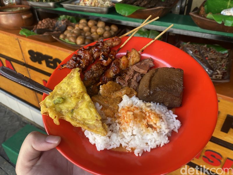 Pasar Ngasem