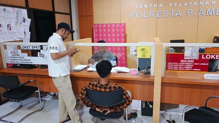 Pelajar korban penganiayaan saat melapor di SPKT Polresta Ambon. Dokumen Istimewa