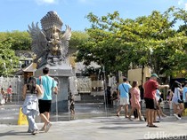 Libur Panjang Idul Fitri, Wisatawan Padati Kawasan GWK