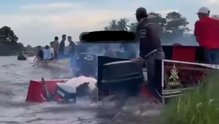 Speedboat wisata di Ogan Ilir kembali terbalik