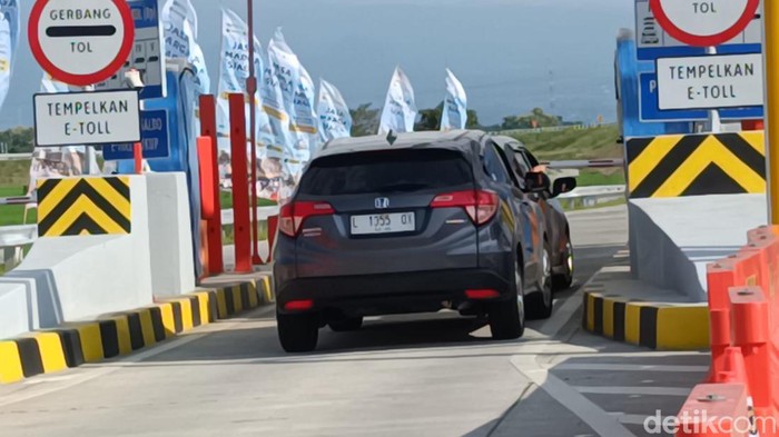 Tol Probowangi jelang arus balik Lebaran 2025.