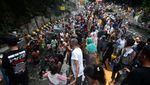 Tumpah Ruah Wisatawan di Pemandian Guci Tegal