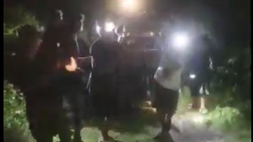 Video viral jenazah bocah 10 tahun digotong melewati jalan rusak sejauh 3 KM di Lombok Tengah, NTB.