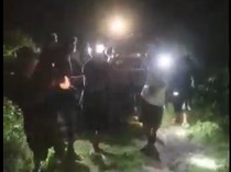 Viral Warga Gotong Jenazah Bocah 3 KM gegara Jalan Rusak di Lombok Tengah