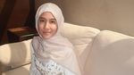 Potret Angga Yunanda dan Shenina Lebaran Pertama Sebagai Suami-Istri di Makkah