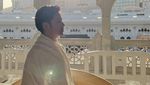 Potret Angga Yunanda dan Shenina Lebaran Pertama Sebagai Suami-Istri di Makkah