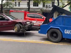 Derek Gratis Polresta Solo, Solusi Cepat Atasi Mobil Mogok di Jalan